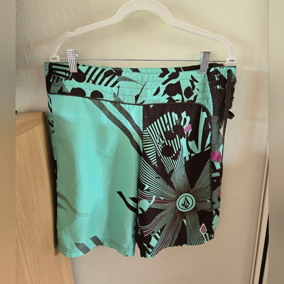 Volcom Women's Aqua and Black Board Shorts - Picture 1 of 6